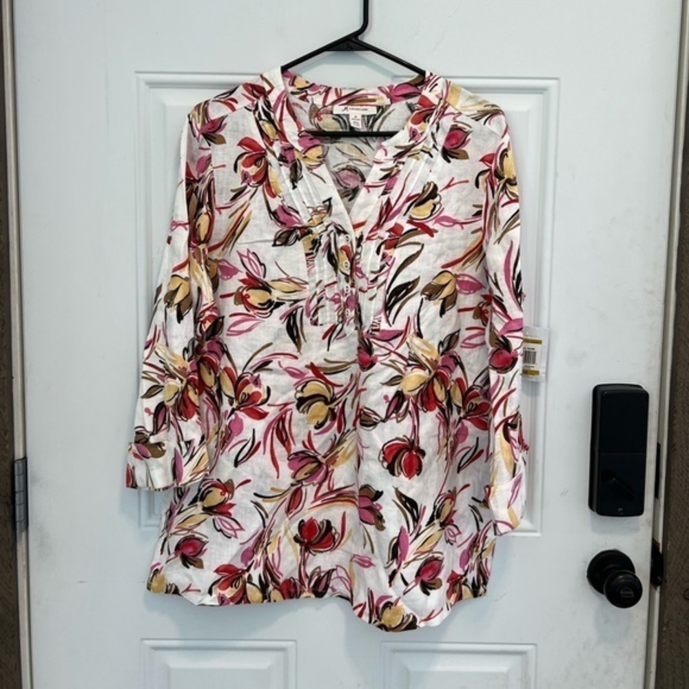 JM COLLECTION In full bloom Floral 100% Linen NWT Ladies Shirt